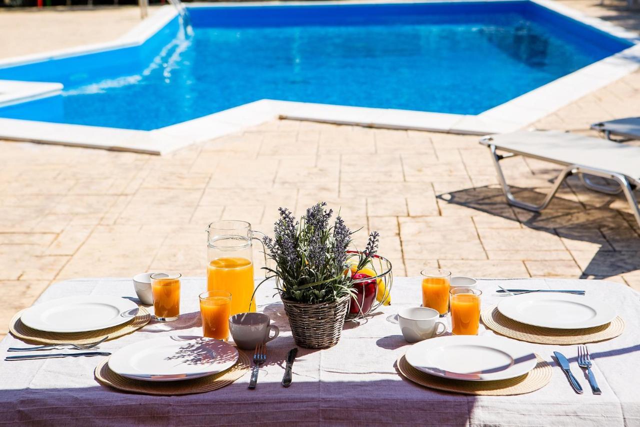 Olive Grove Poolside Apartments Benitses  Extérieur photo